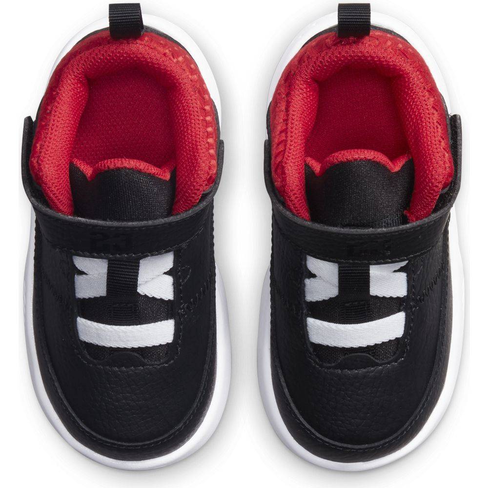 NIKE JORDAN INFANT MAX AURA 3