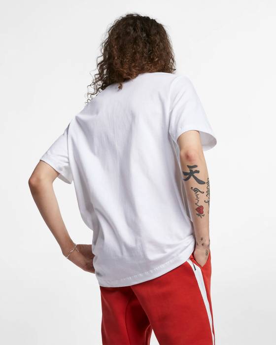 NIKE SPORTSWEAR CLUB TEE MENS