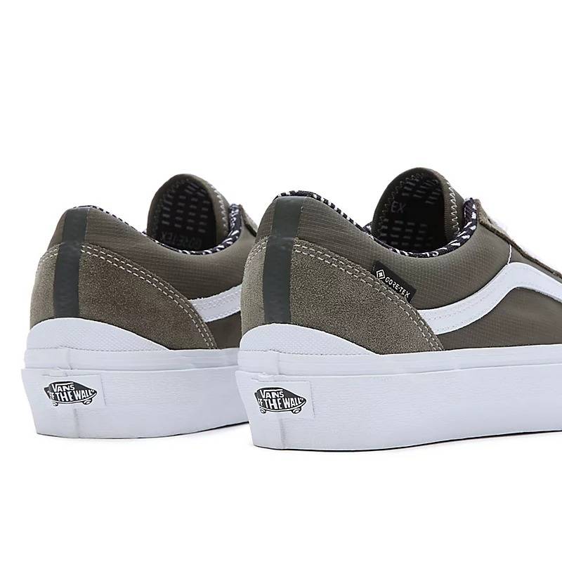 VANS OLD SKOOL GORE-TEX SHOES