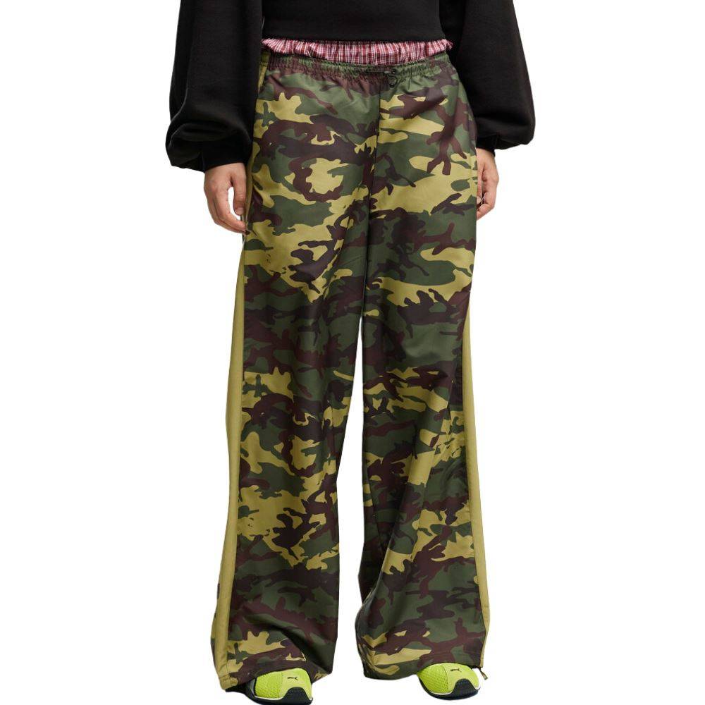 PUMA STREET GLAM RELAXED CAMO WOVEN PANTS OP