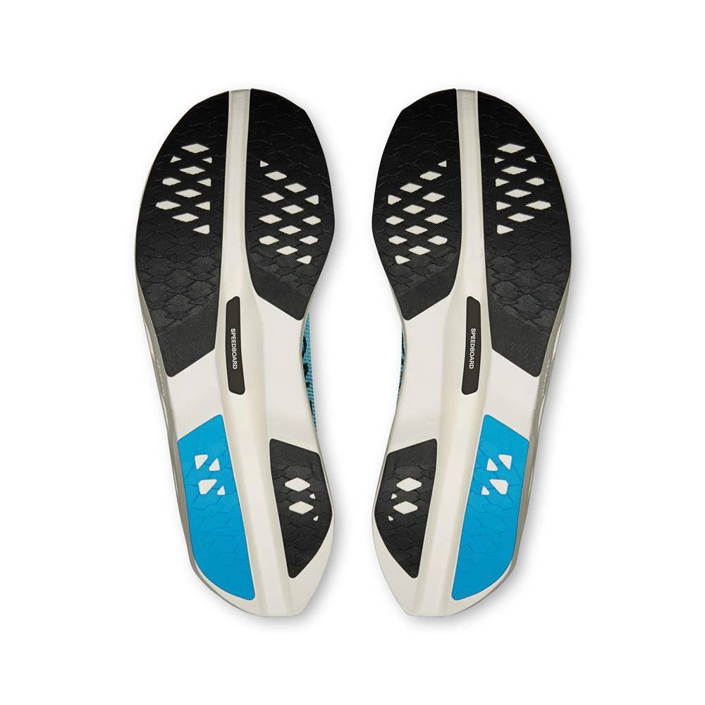 ON RUNNING CLOUDBOOM VOLT SHOES M