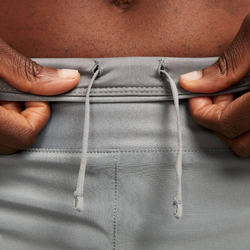 NIKE DRI-FIT SWIFT 3
