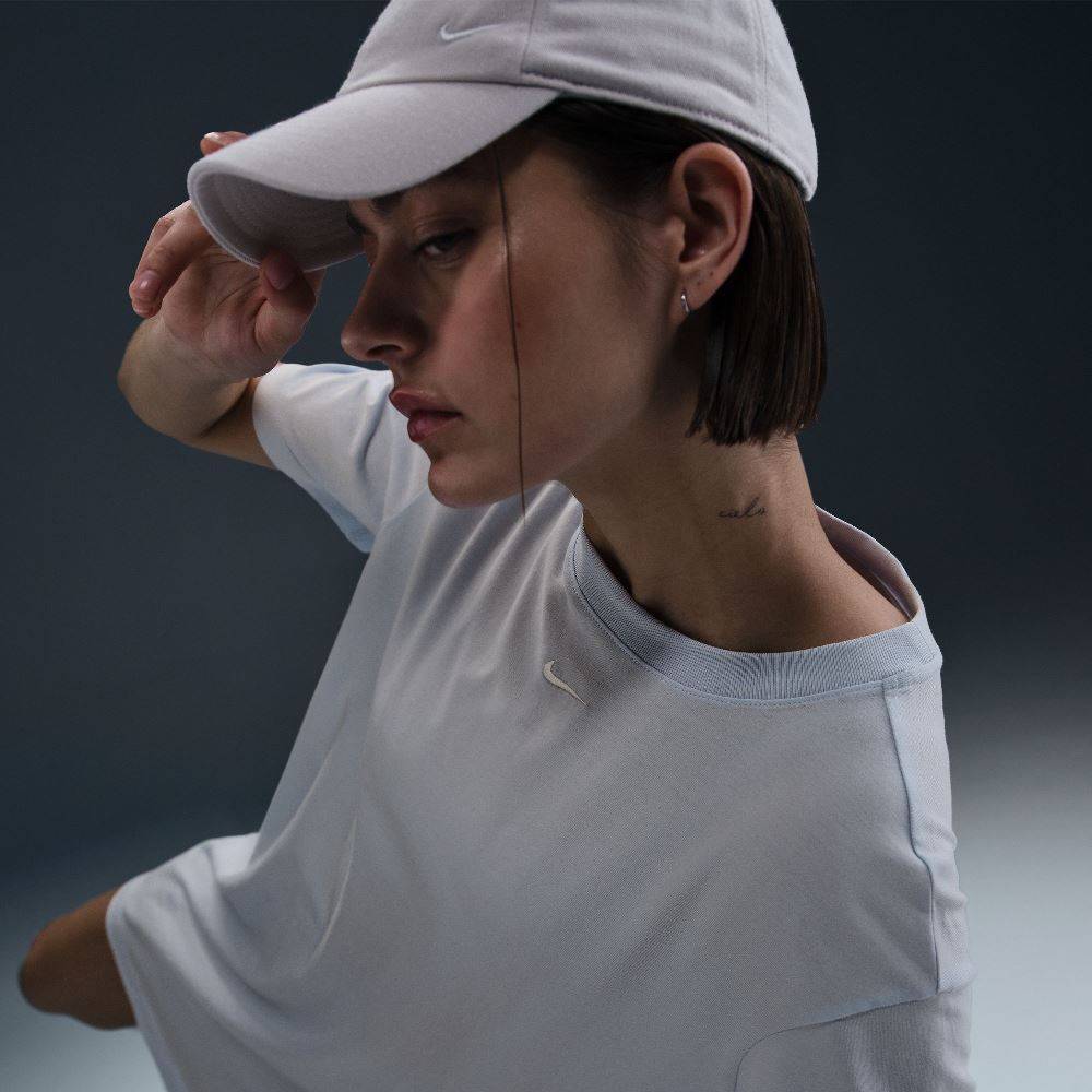 NIKE ESSENTIALS WOMENS DRESS