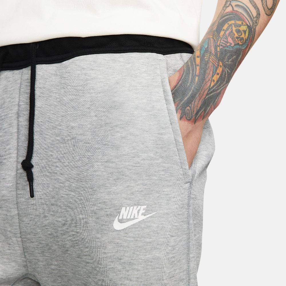 NIKE TECH FLEECE JOGGER