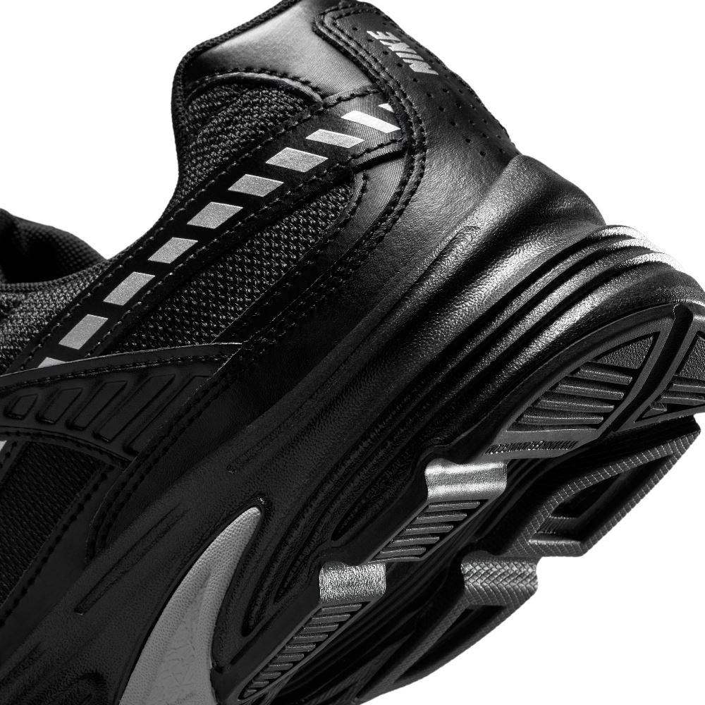 NIKE INITIATOR SHOES
