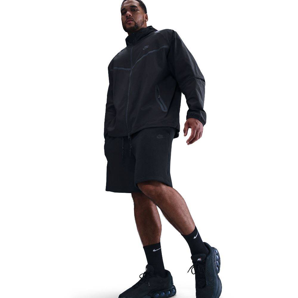 NIKE TECH FLEECE SHORT