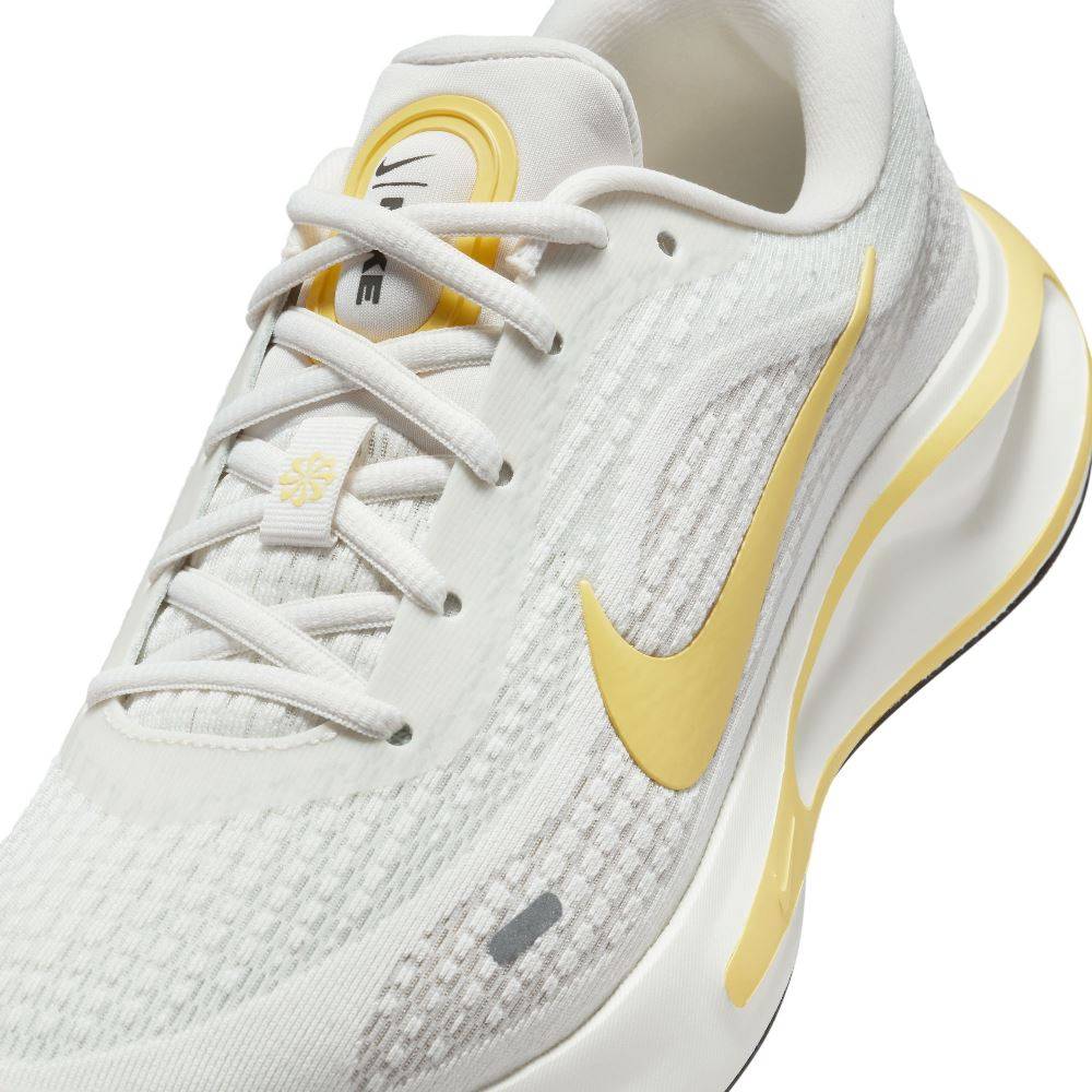 NIKE WOMENS JOURNEY RUN