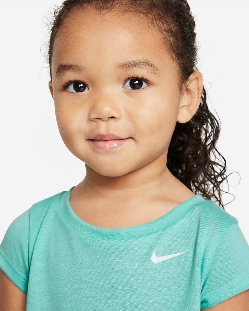NIKE INFANT PIXEL POP BIKE SHORT SET