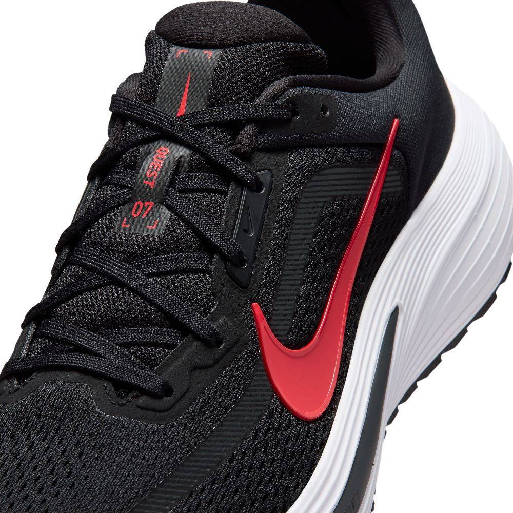 NIKE QUEST 7 RUNNING SHOES