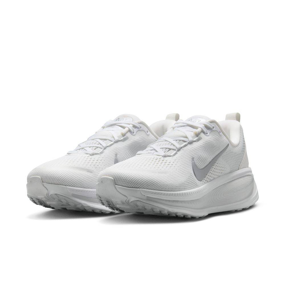 NIKE WOMENS VOMERO 18 ROAD RUNNING SHOES