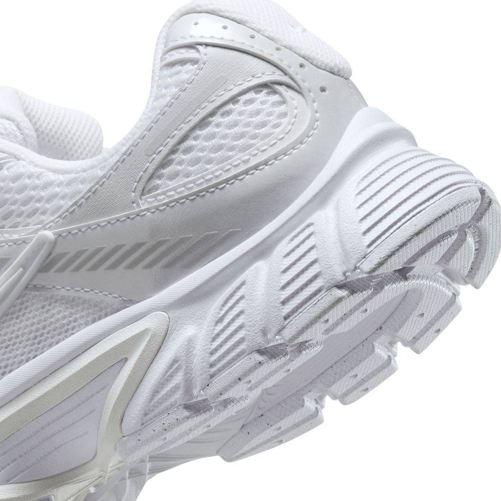 NIKE V5 RNR WOMENS SNEAKERS