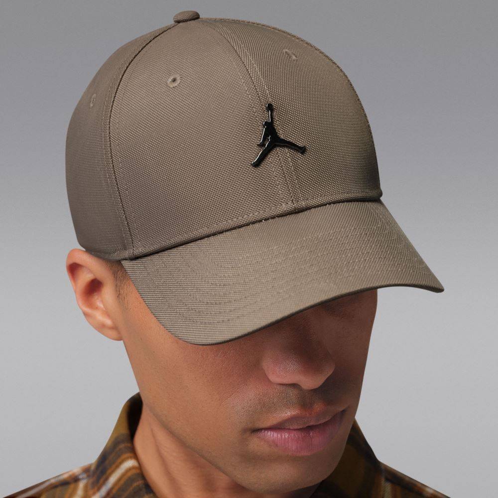 NIKE JORDAN RISE STRUCTURED METAL JUMPMAN HAT