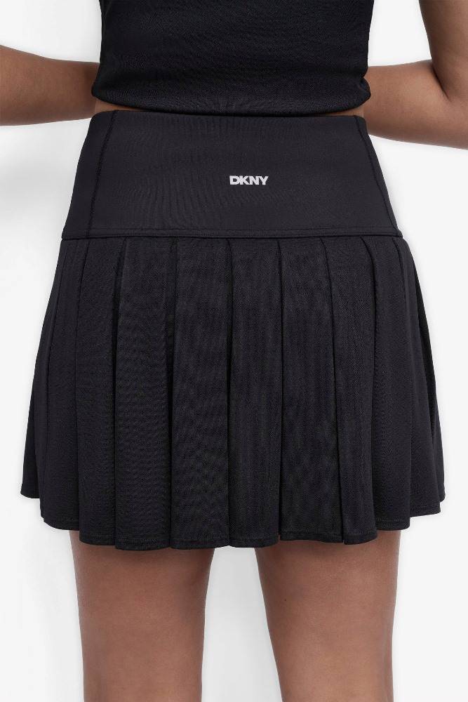 DKNY COURT PIQUE PLEATED TENNIS SKORT