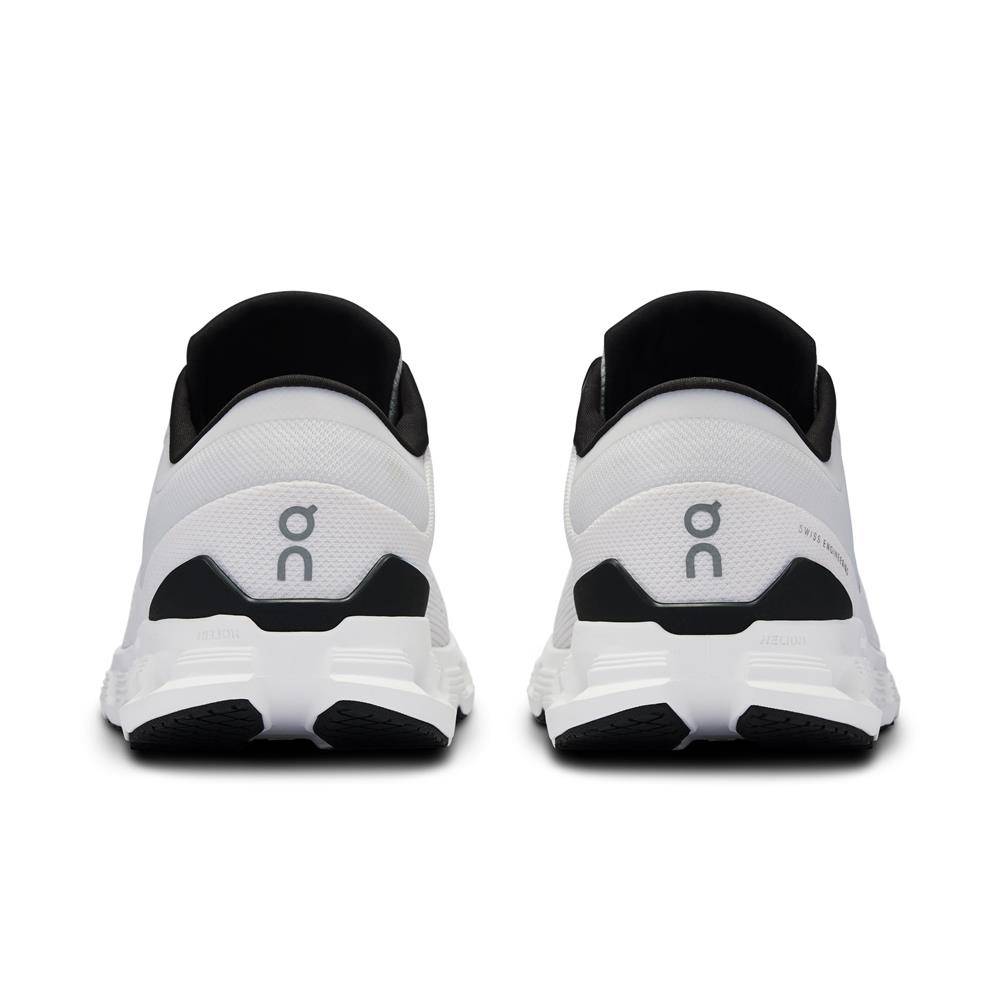 ON RUNNING CLOUD X 4 M