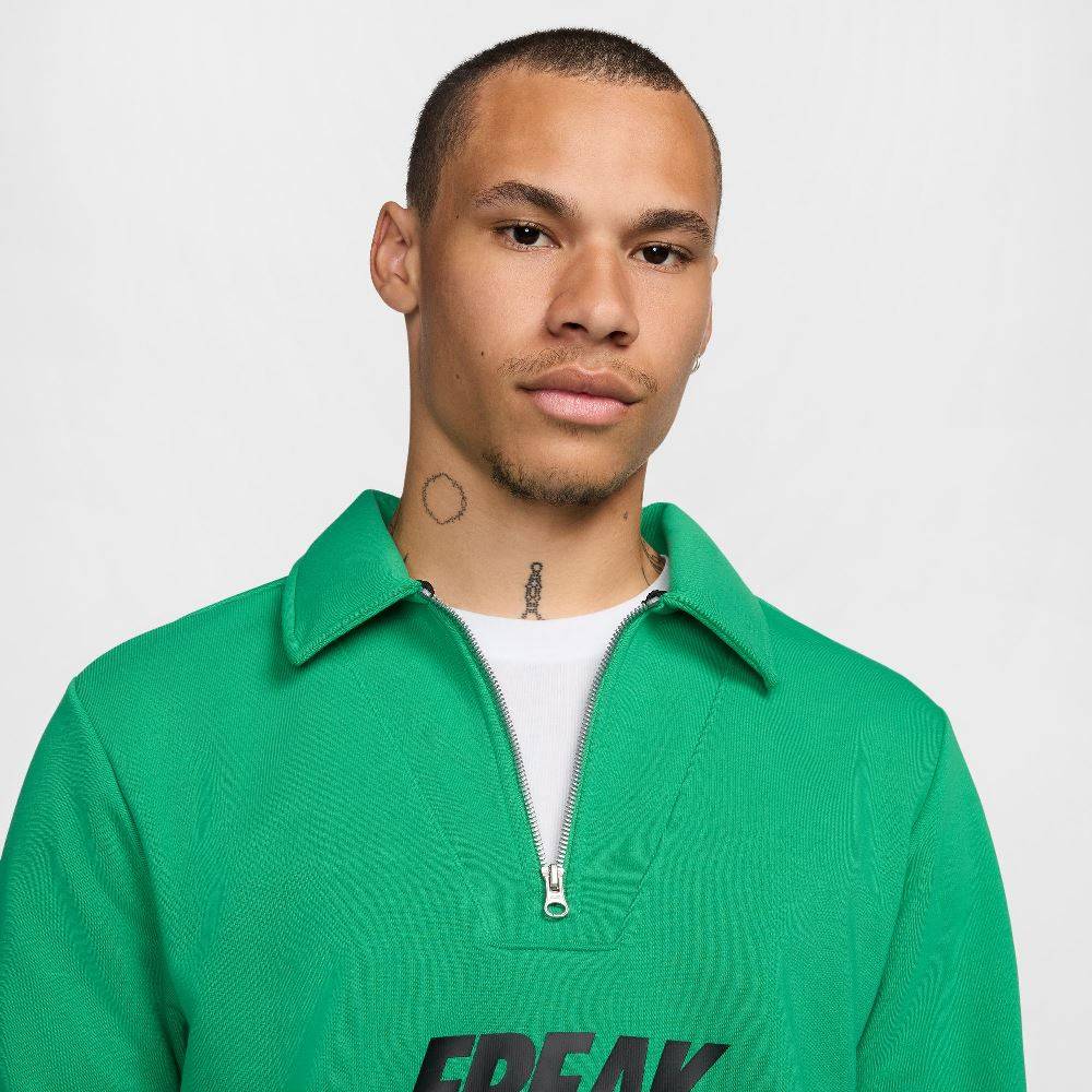 NIKE GIANNIS STANDARD ISSUE HALF-ZIP SWEATSHIRT