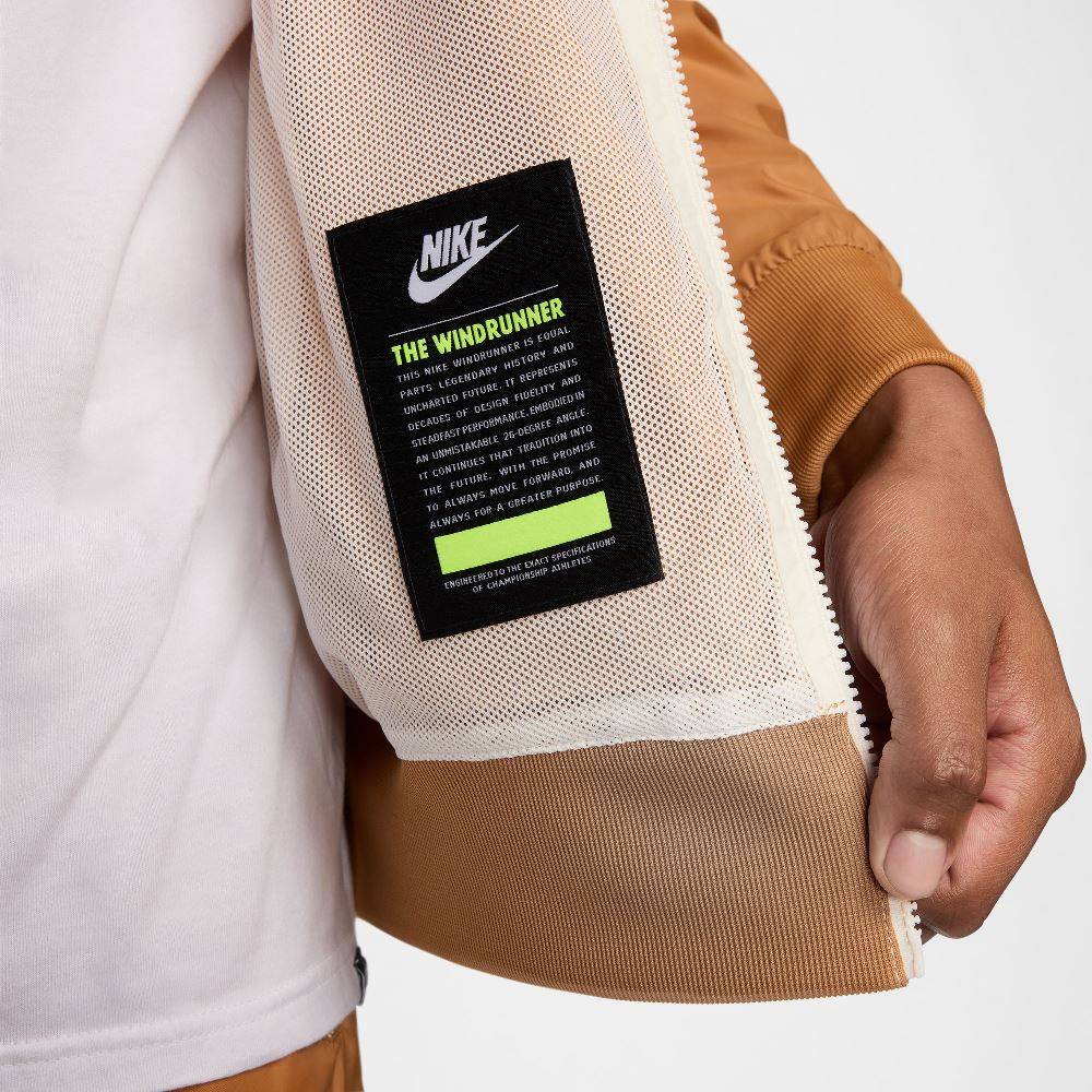 NIKE WOVEN LND HOODED WINDRUNNER