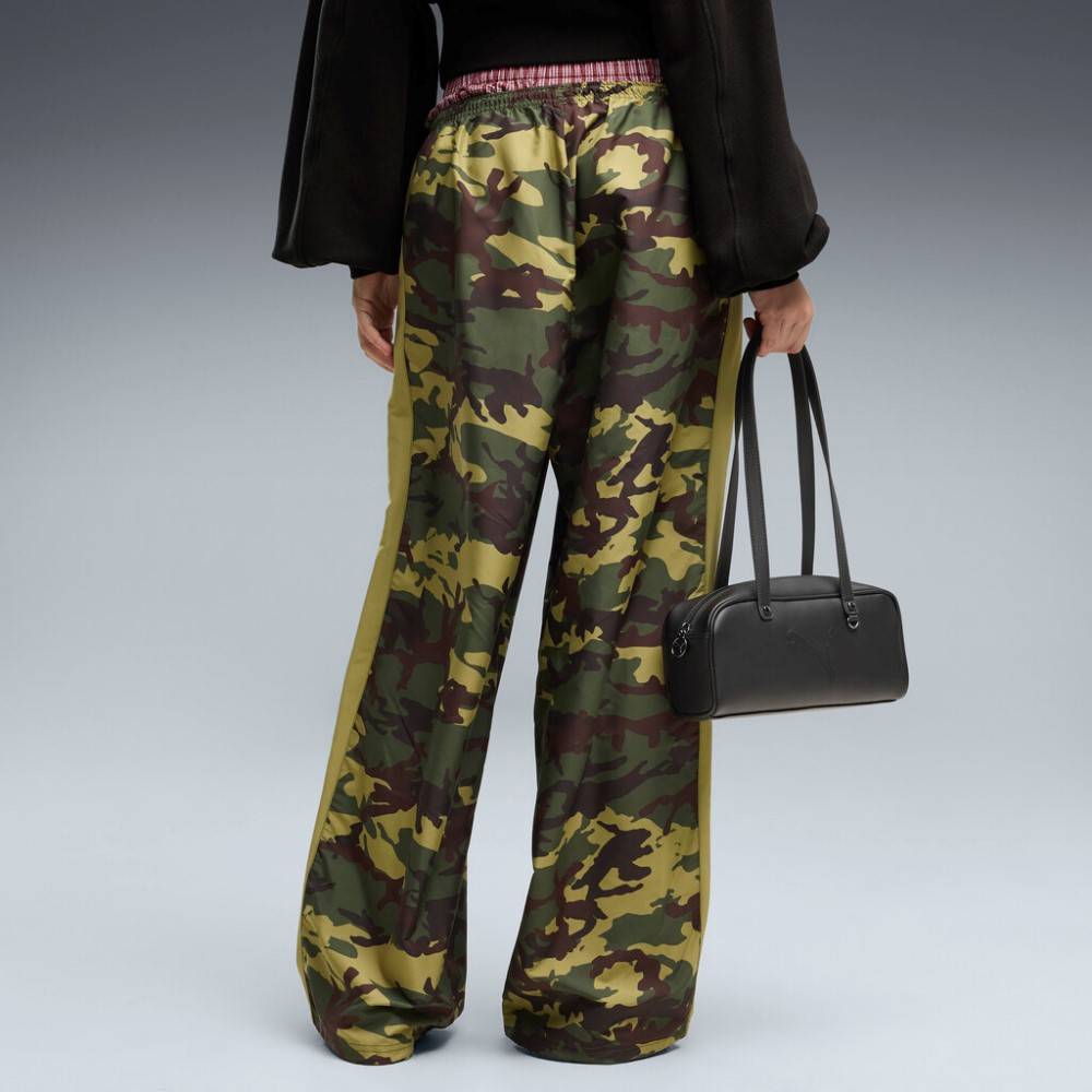 PUMA STREET GLAM RELAXED CAMO WOVEN PANTS OP