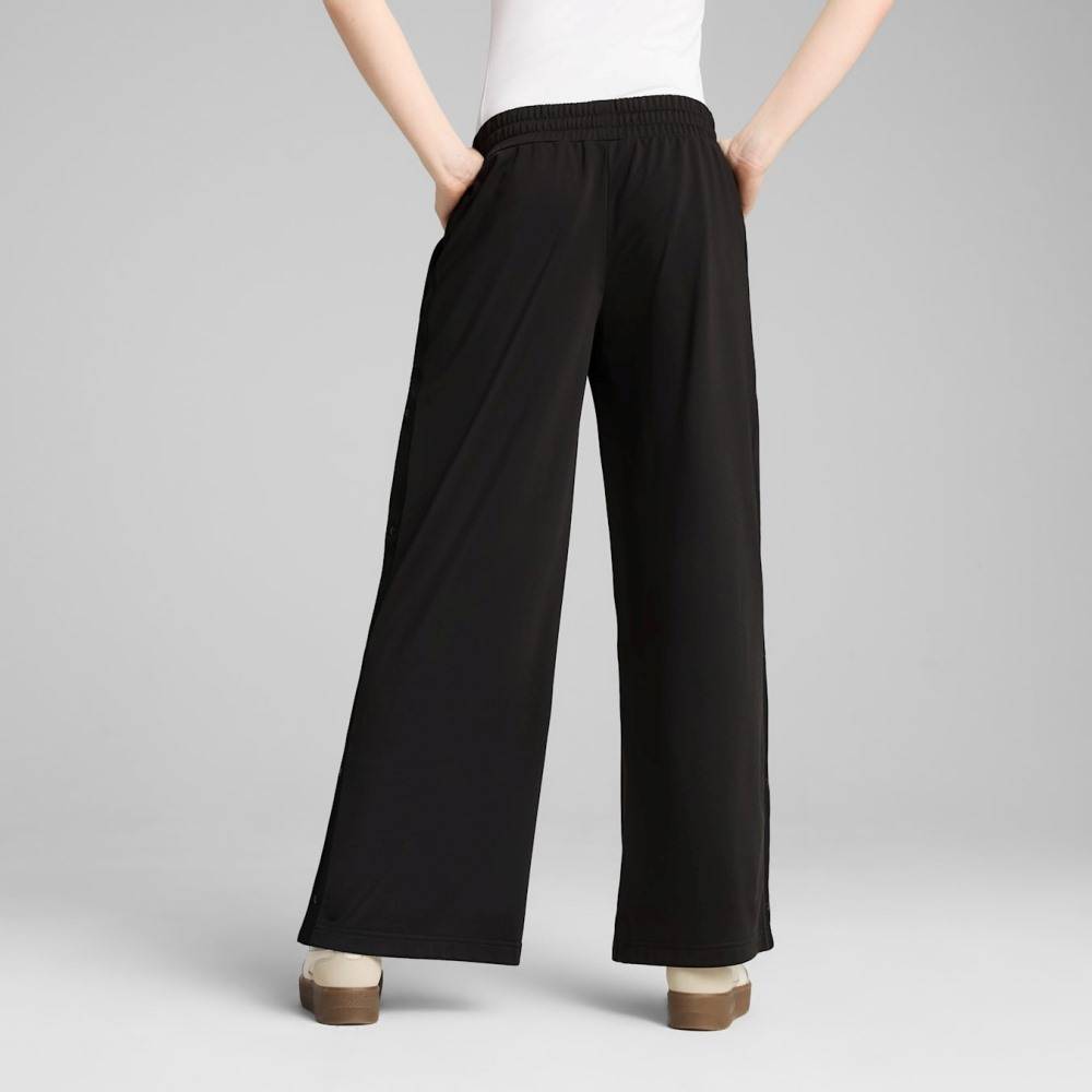 PUMA WARDROBE ESS RELAXED LOW RISE POPPER PANTS OP