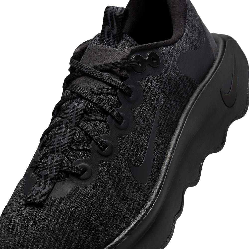 NIKE MOTIVA WALKING SHOES