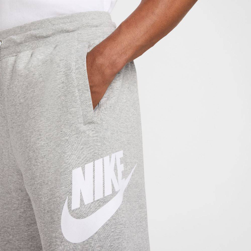 NIKE CLUB ALUMNI FRENCH-TERRY SHORT