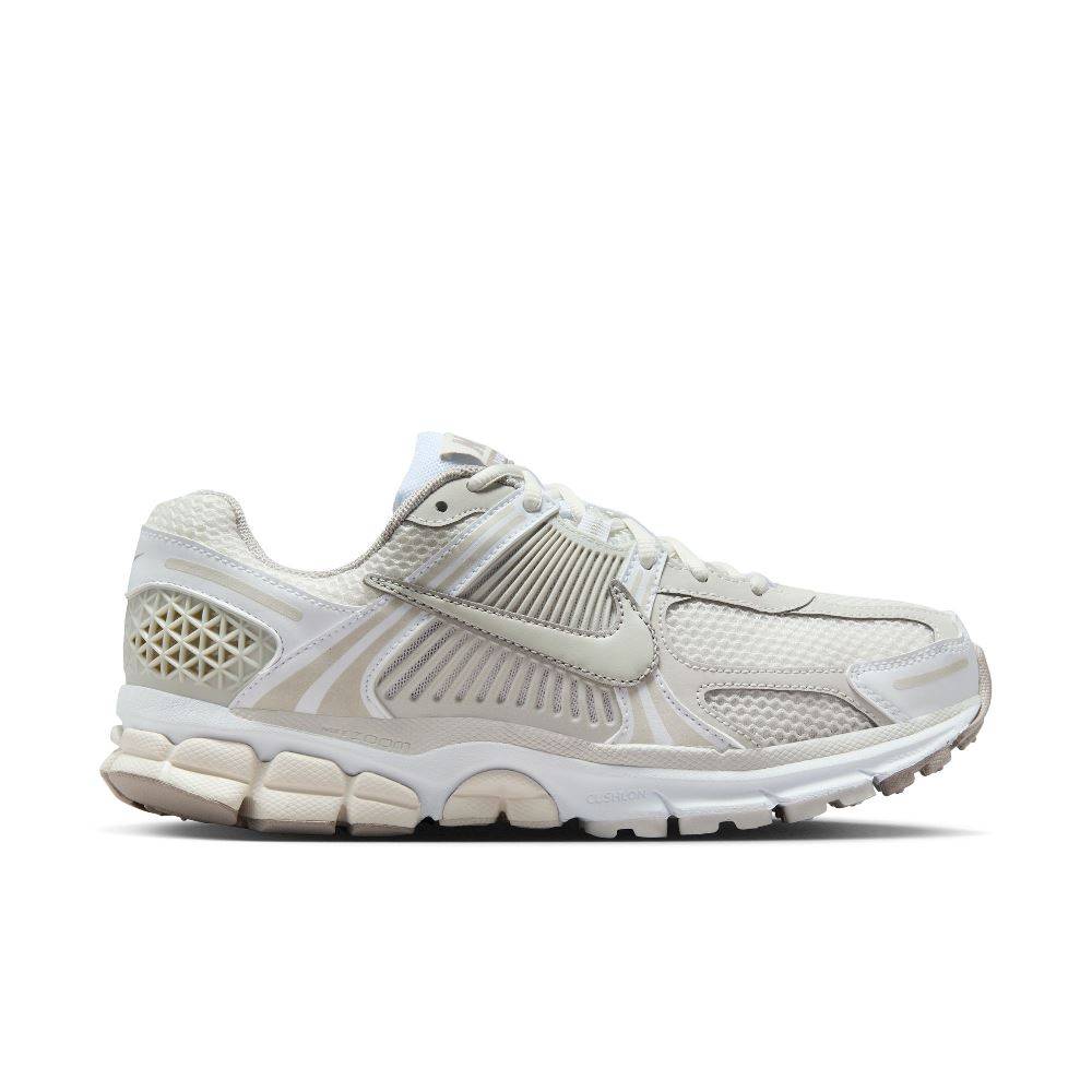 NIKE WOMENS ZOOM VOMERO 5