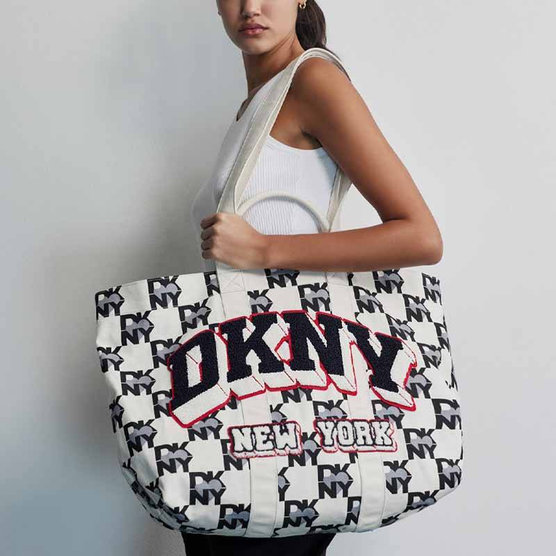 DKNY HEART OF NY LARGE TOTE BAG