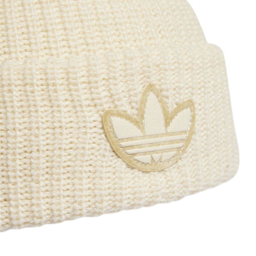 ADIDAS CON SHORT BEANI