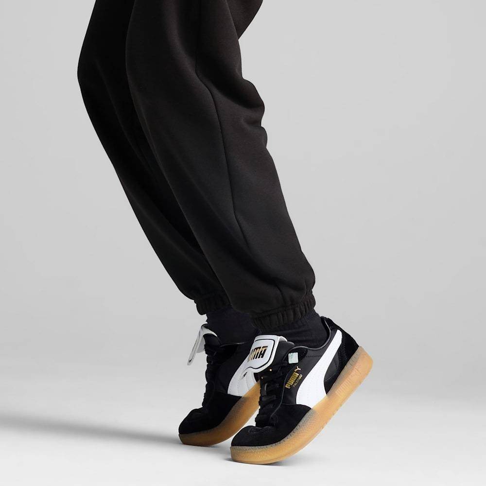 PUMA WARDROBE ESS RELAXED SWEATPANTS TR CL