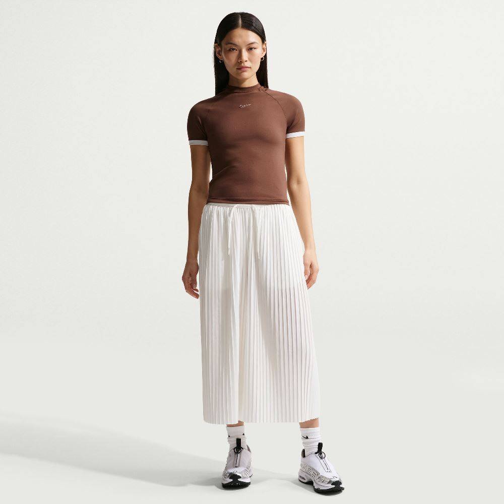 NIKE WOMENS FITTED SHORT-SLEEVE TOP