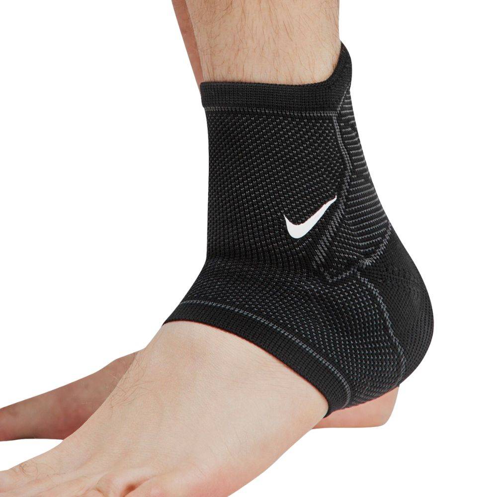 NIKE PRO KNITTED ANKLE SLEEVE