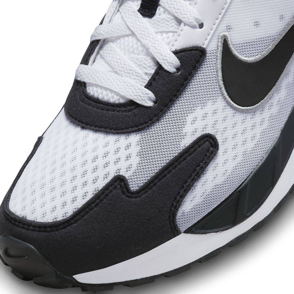 NIKE AIR MAX SOLO