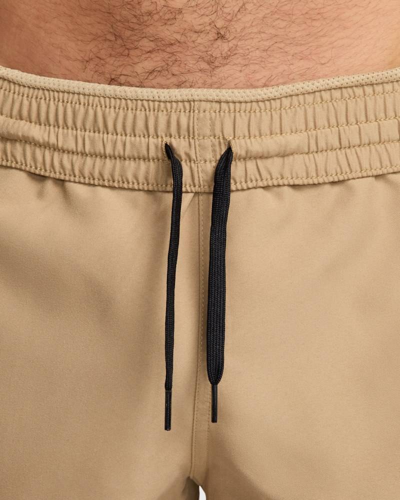 NIKE ESSENTIAL MENS 5