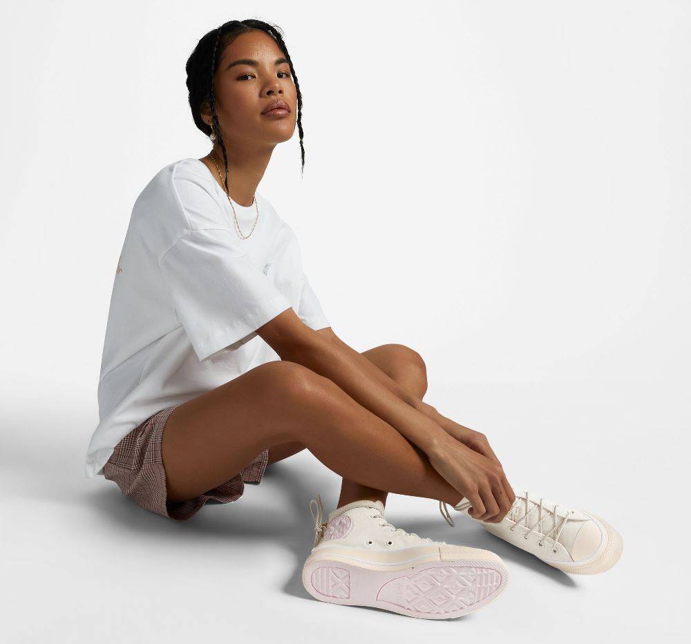 CONVERSE CHUCK TAYLOR WOMENS HIGH SHOES