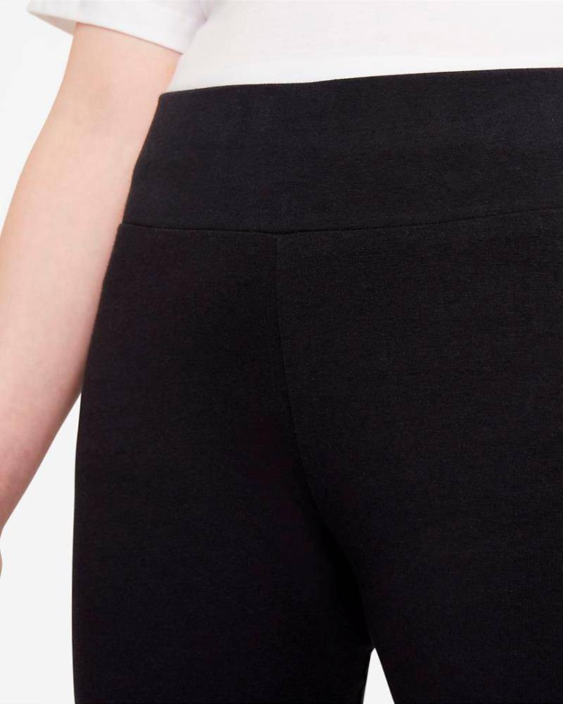 NIKE JORDAN GIRLS ESSENTIAL BIKE SHORT
