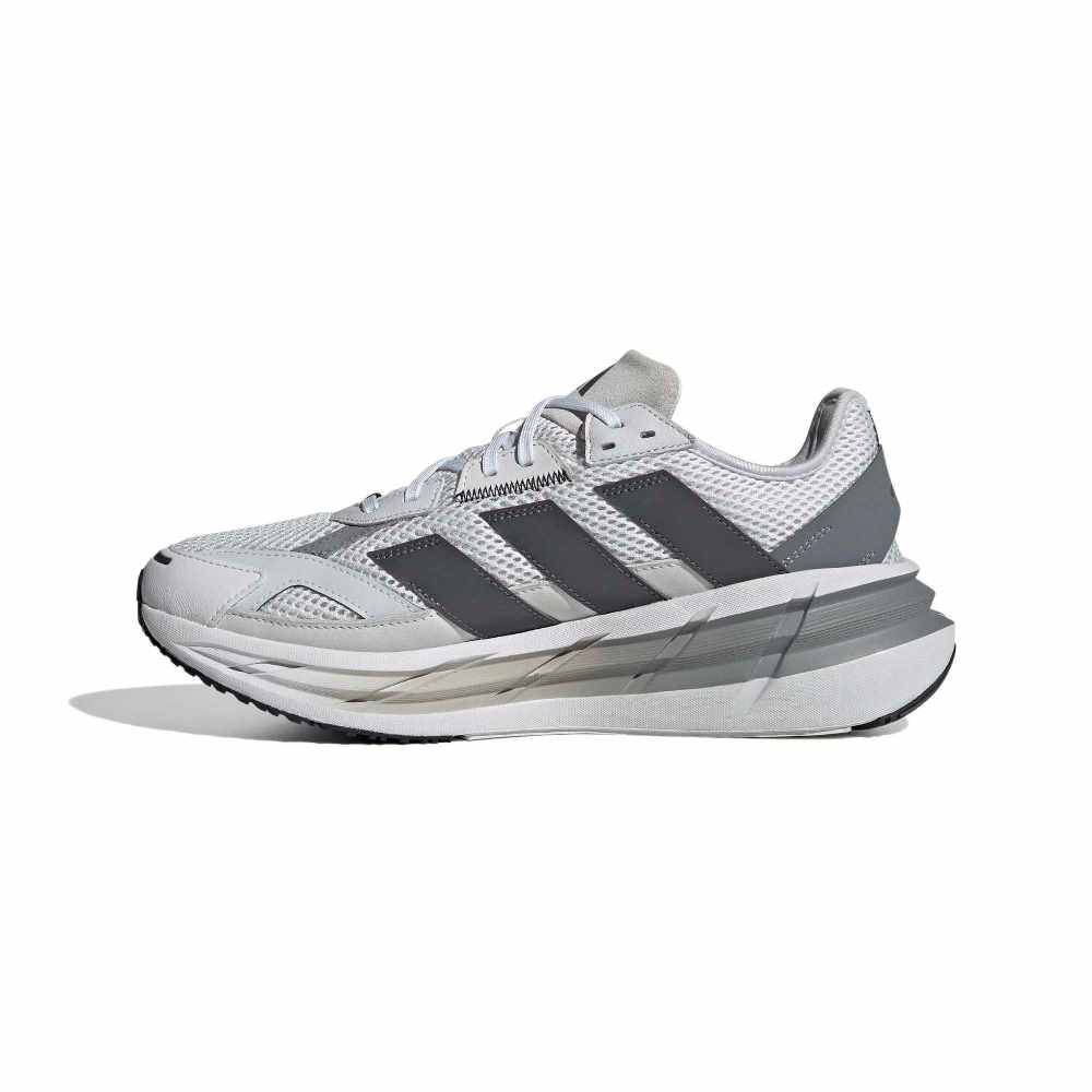 ADIDAS M ADISTAR 3 SPORTSWEAR SHOES