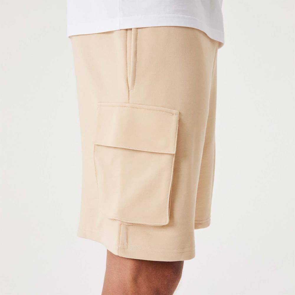 NEW ERA ESSENTIALS CARGO SHORT