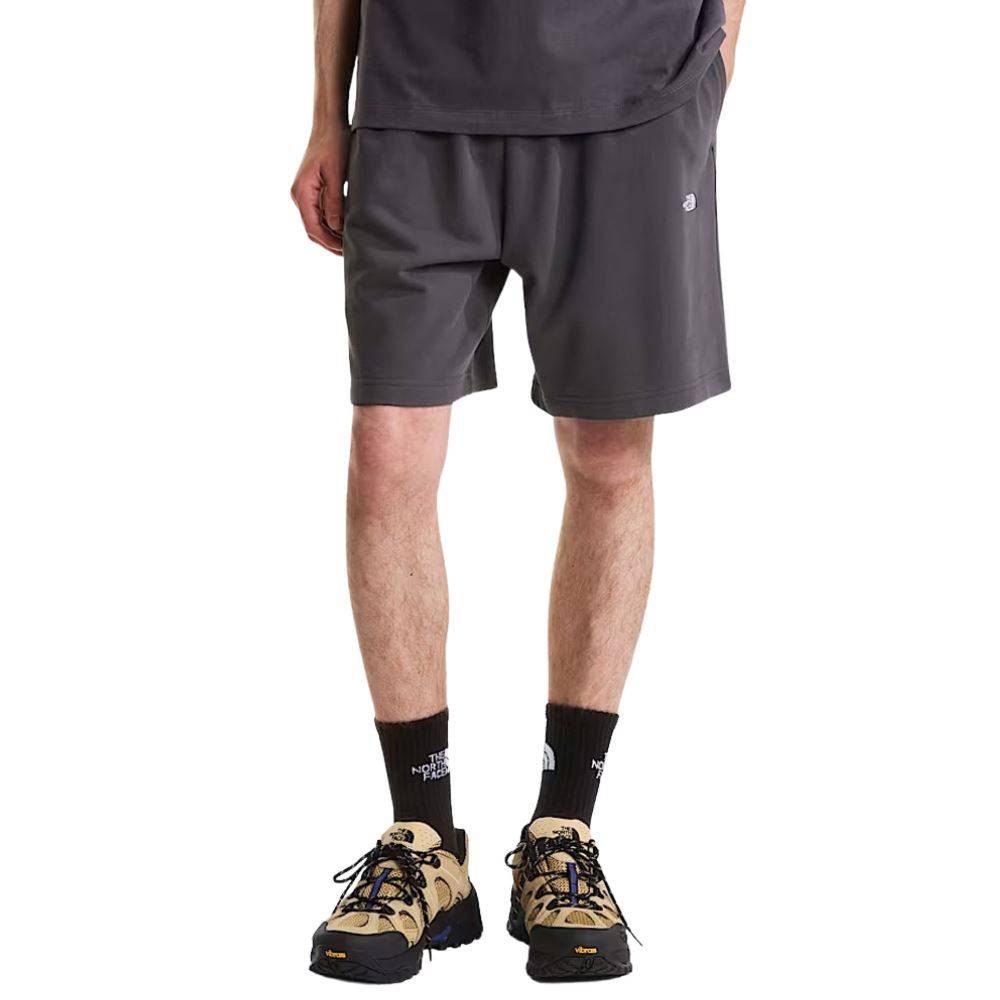 THE NORTH FACE M ESSENTIAL LIGHT RELAXED SHORTS