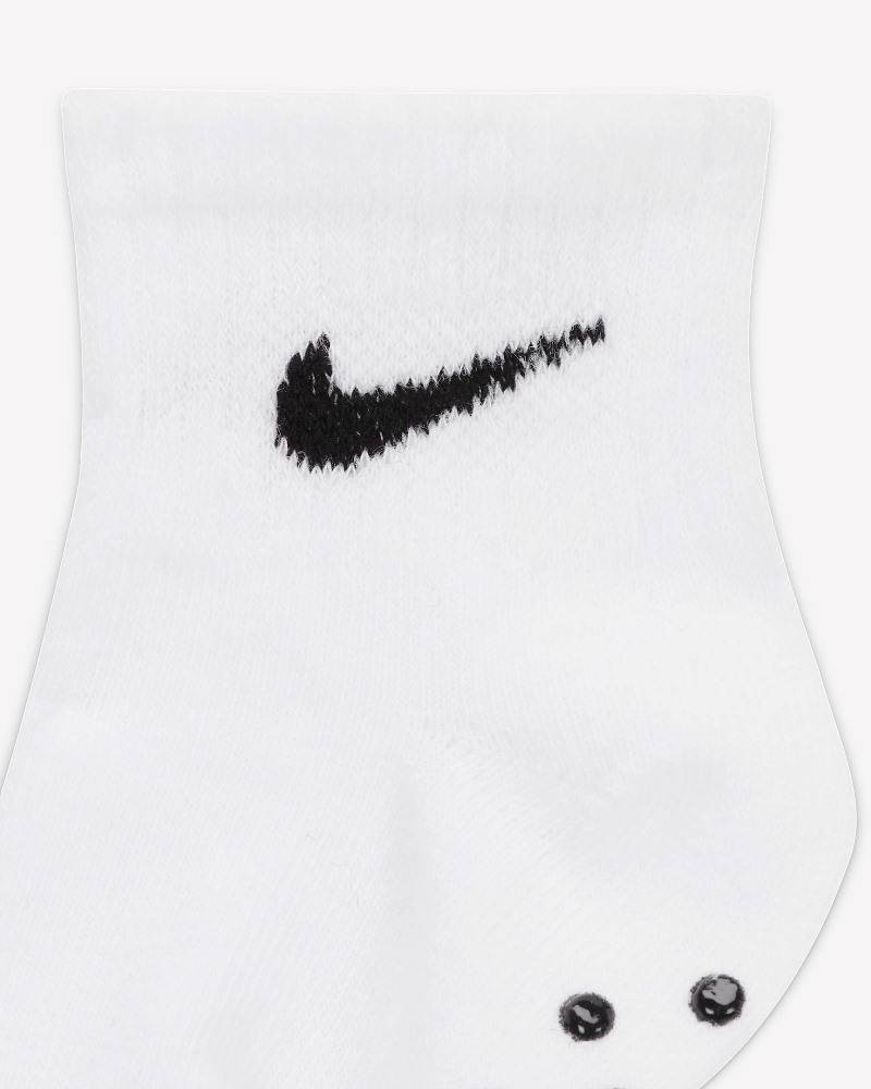 NIKE CORE SWOOSH GRIPPER