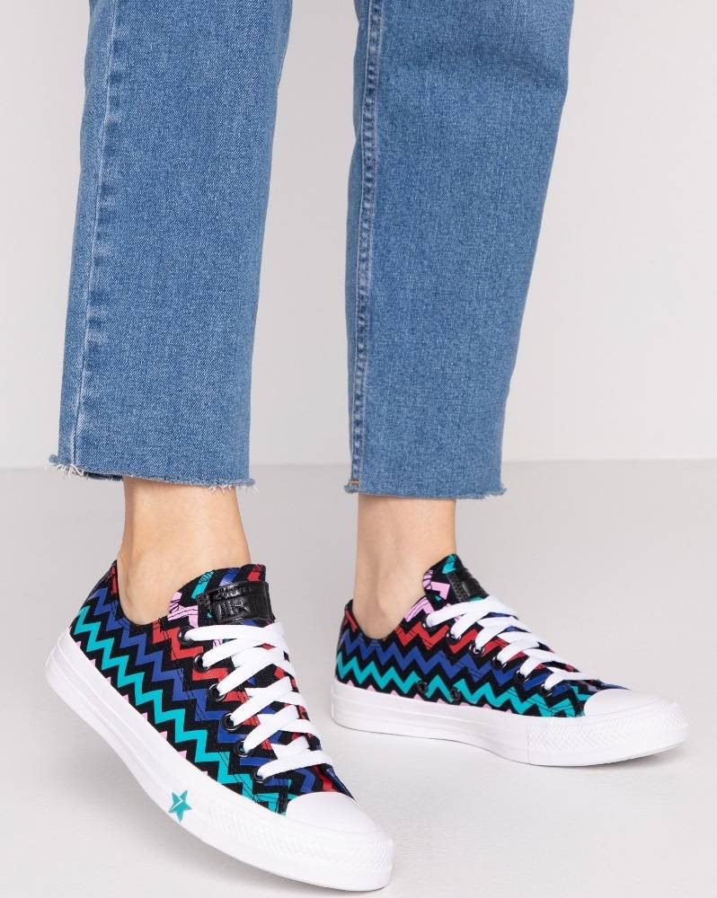 CONVERSE CHUCK TAYLOR ALL STAR VLTG SHOES
