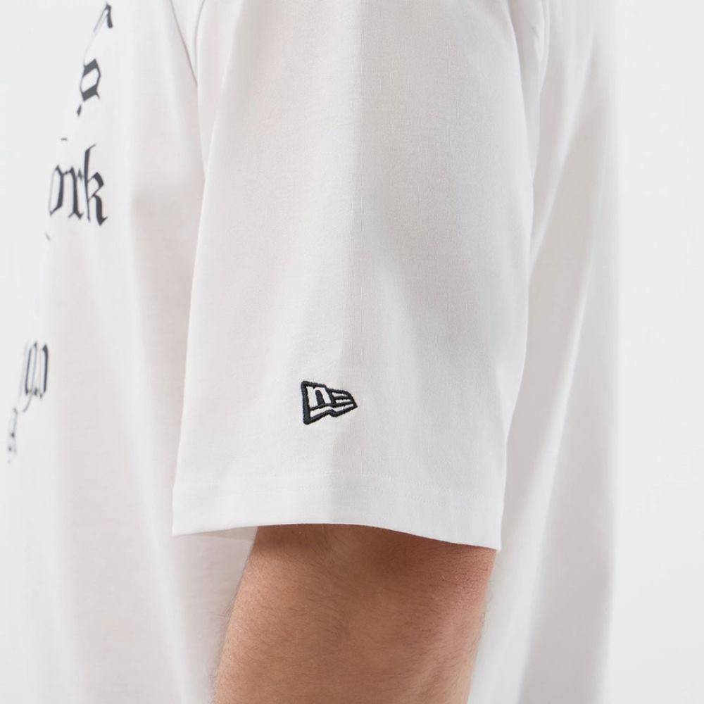 NEW ERA OVERSIZED GRAPHIC TEE