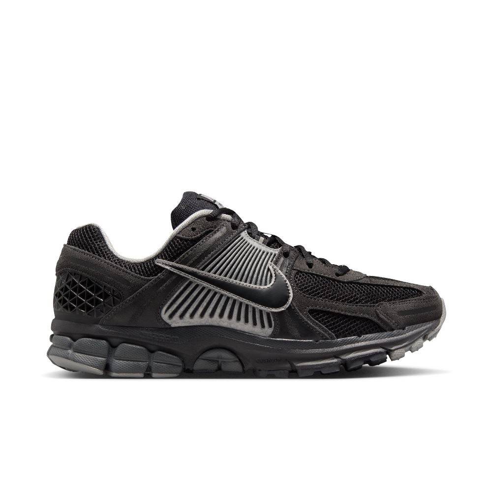 NIKE VOMERO 5