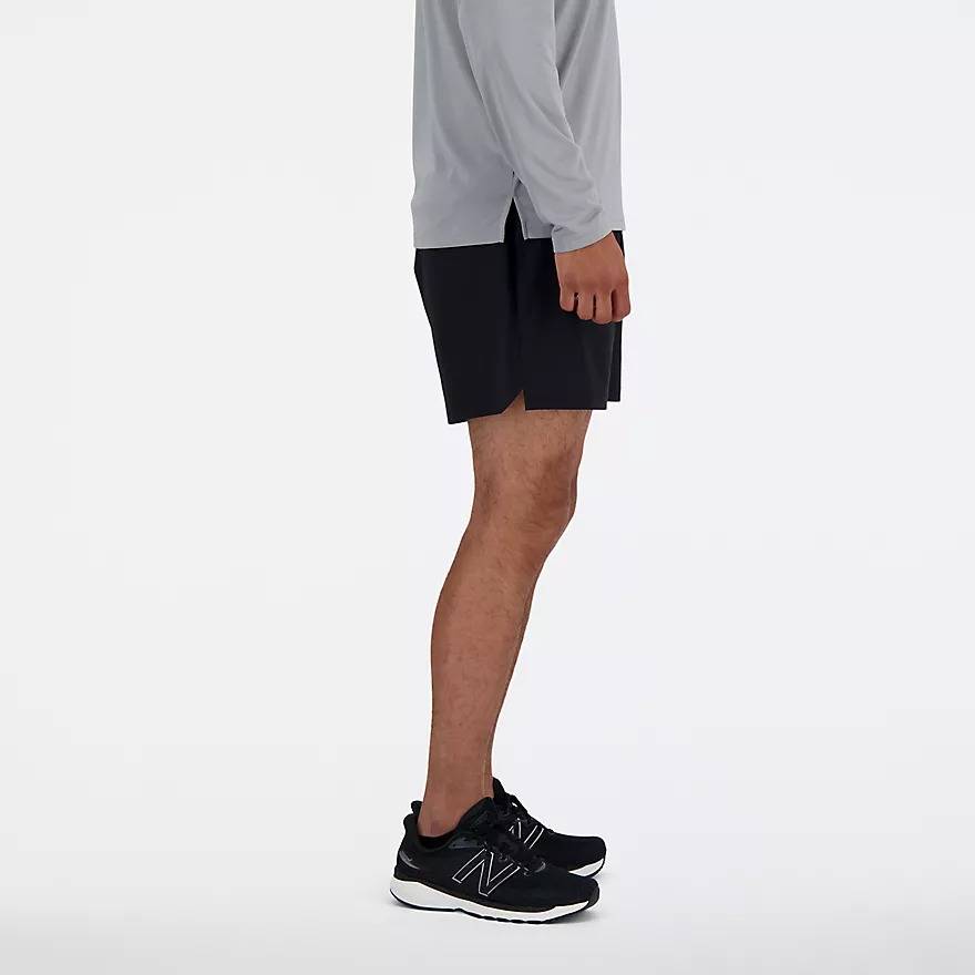 NEW BALANCE AC SEAMLESS SHORT