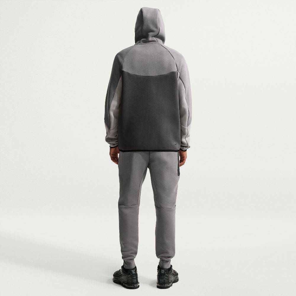 NIKE TECH FLEECE JOGGER