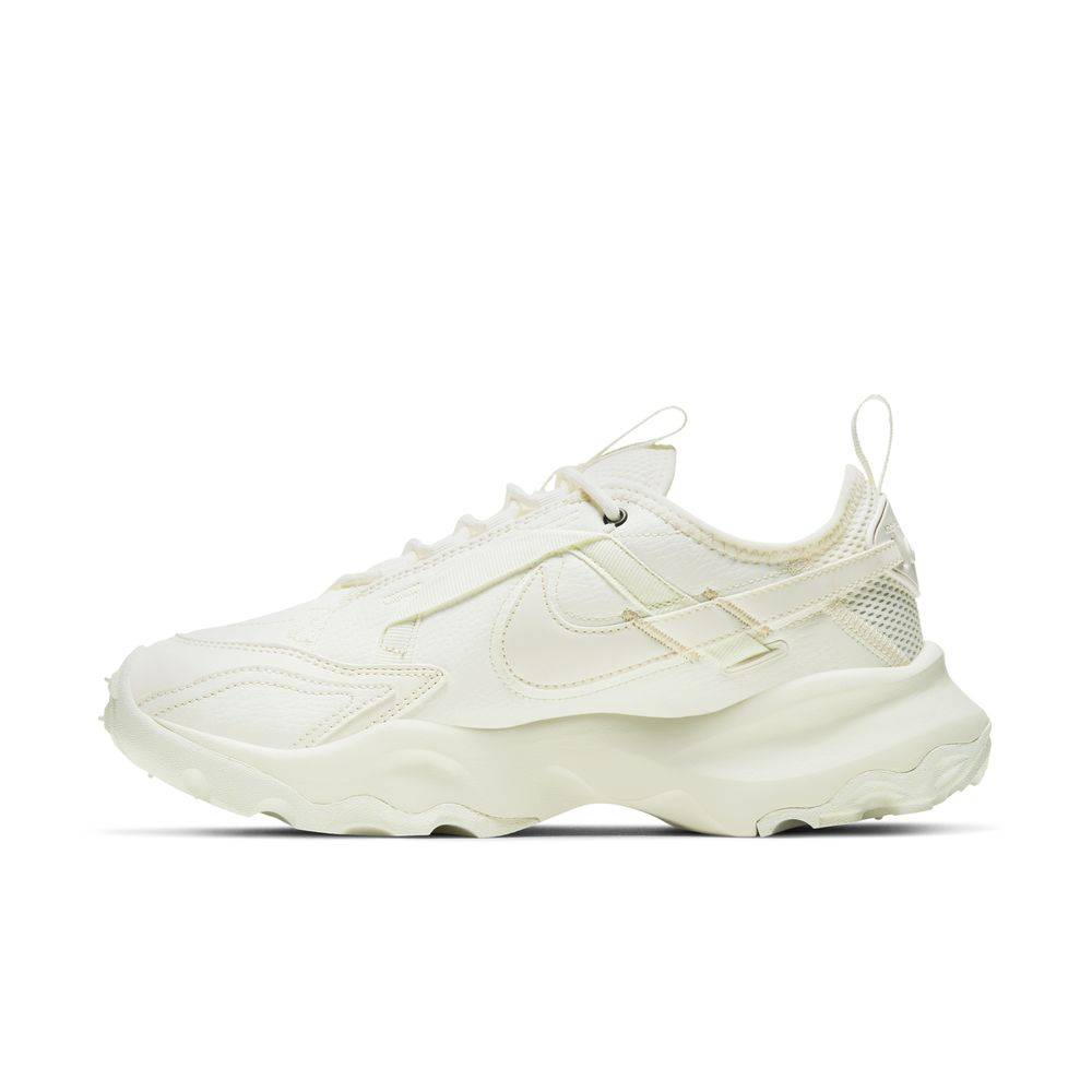 NIKE TC7900 WOMENS SNEAKER