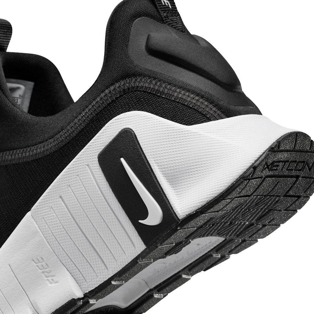 NIKE WOMENS FREE METCON 6