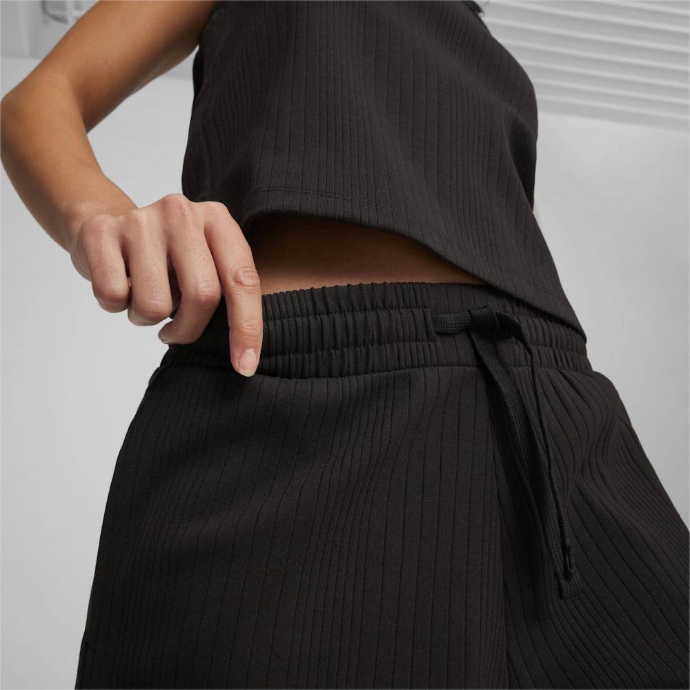 PUMA CLASSICS RIBBED A-LINE SHORTS