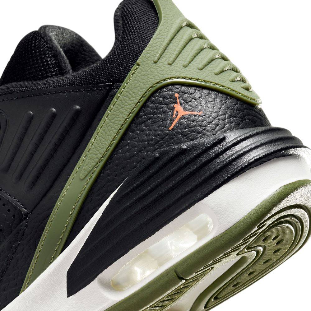 NIKE JORDAN MAX AURA 5
