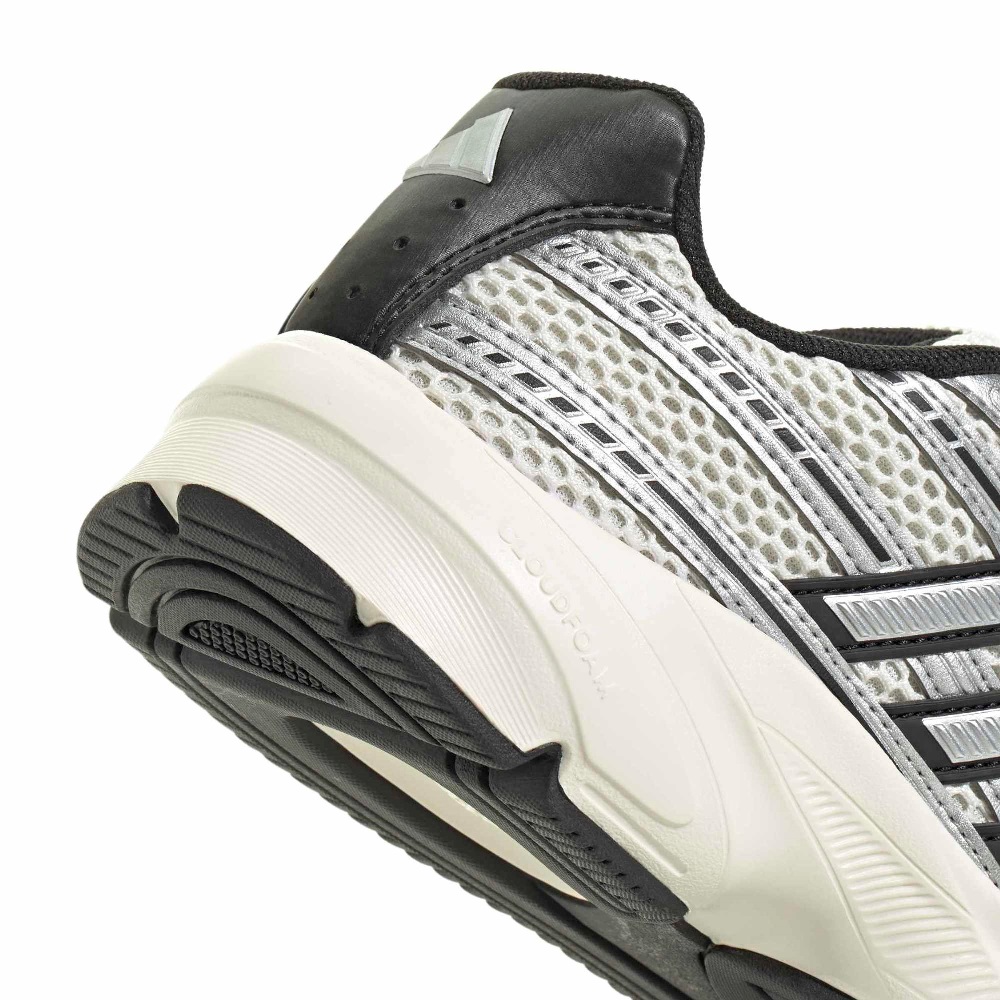 ADIDAS TECHNOCHAOS 2000