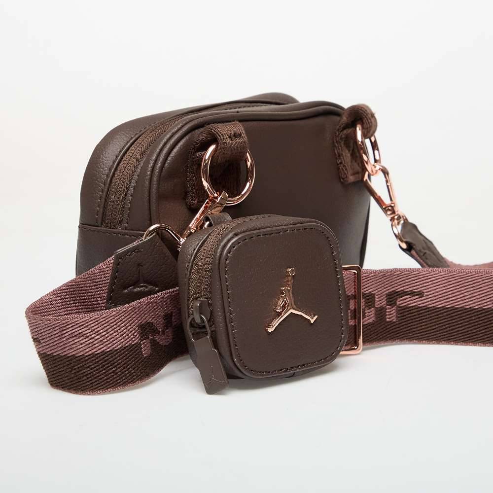 NIKE JORDAN JAW MONARCH CAMERA BAG