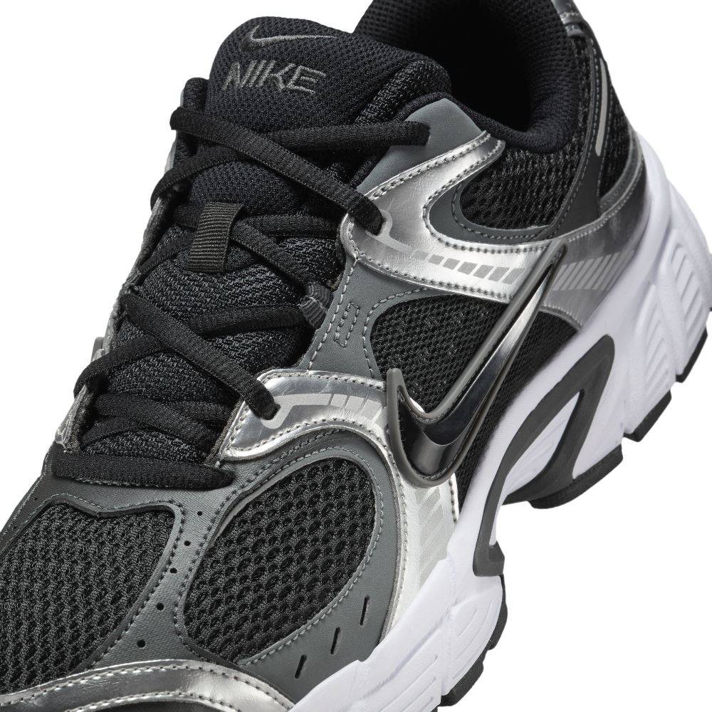 NIKE V5 RNR UNISEX SNEAKERS